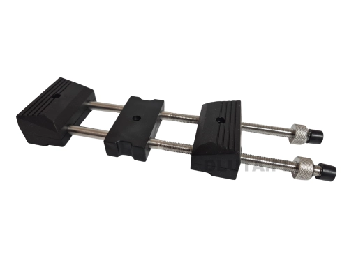 Baza z zaciskiem do kamieni w blokach